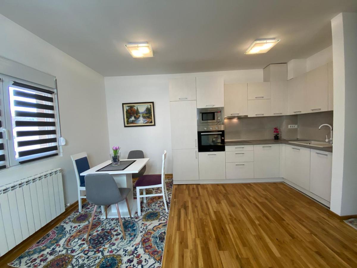 Nbg Hills Apartments Belgrado Exterior foto